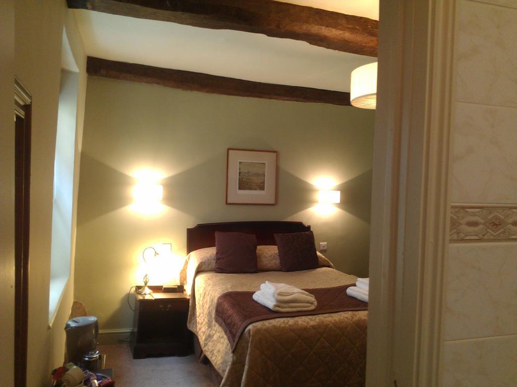 Отель The Kings Head Ross-on-Wye